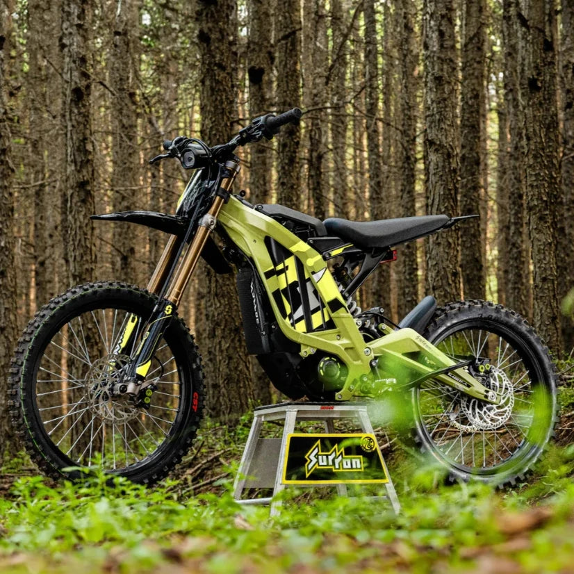 US Stock SURRON Ebike 2026 Electric Dirt Bike 60V 8000W Middrive Electric Motorcycle 40Ah 50Mph 288N.m 19Inch Enduro MotorBike